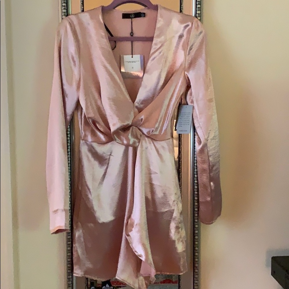 MISSGUIDED SATIN WRAP PLUNGE DRESS